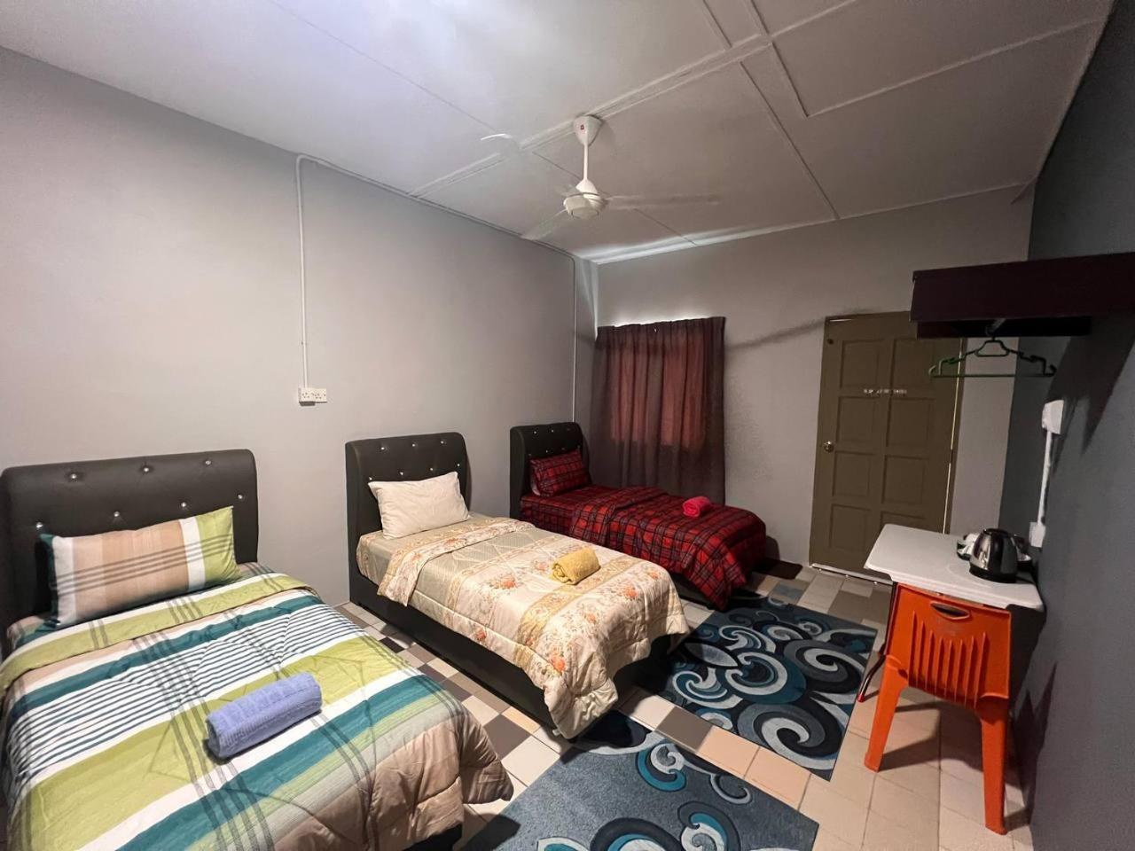 Putra Sentosa Retreat Camp, Sematan Hotel Cameră foto