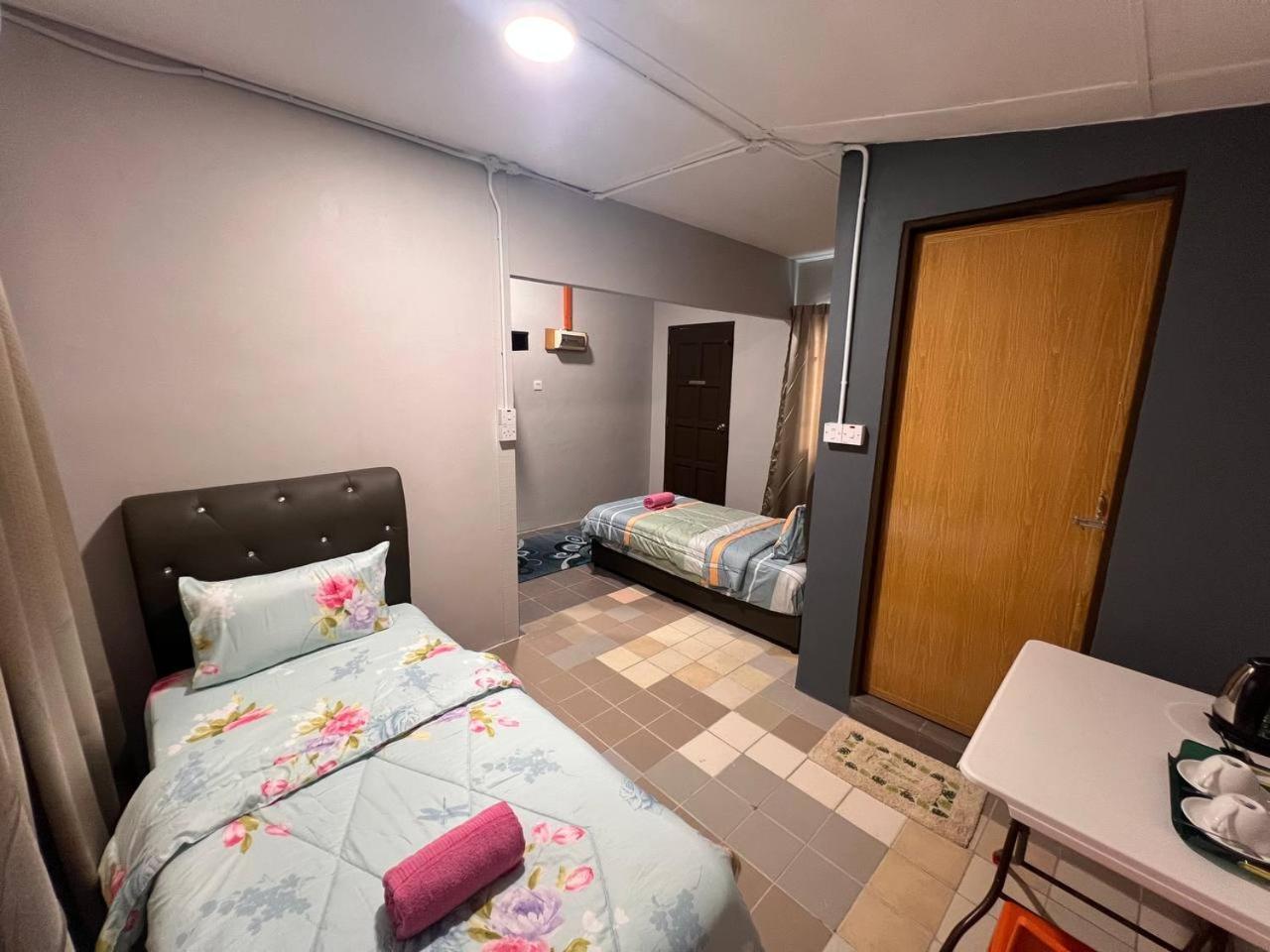 Putra Sentosa Retreat Camp, Sematan Hotel Cameră foto
